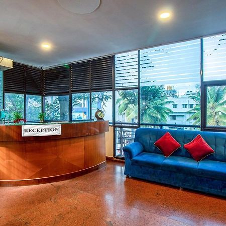Hotel Royal Classio, Bangalore Extérieur photo