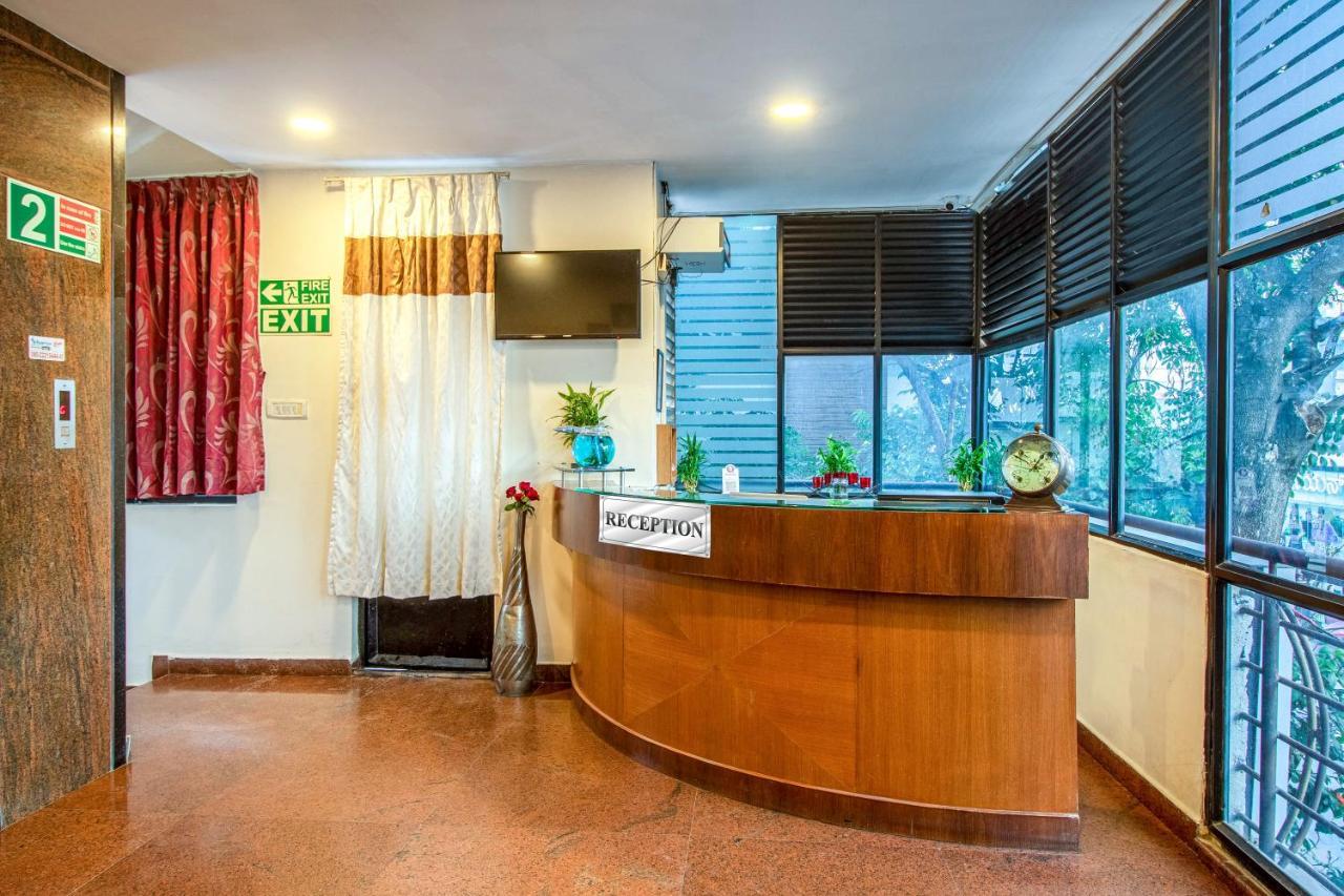 Hotel Royal Classio, Bangalore Extérieur photo